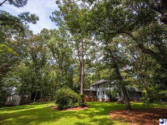 4th image of 1825 Oakhill Ct
