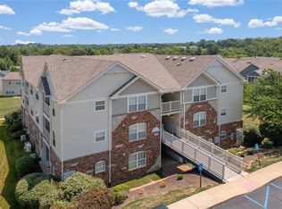1911 Piedmont Cir, Saint Peters, MO 63304