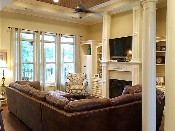 4th image of 210 Laguna Villas Dr