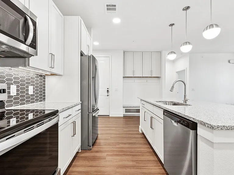 Bandera Ridge — Photo 18
