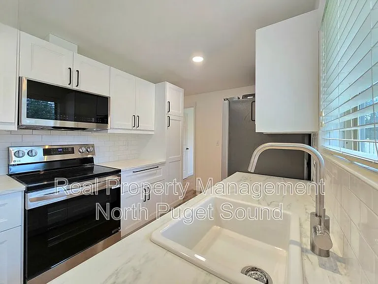 4521 122nd Pl NE — Photo 7
