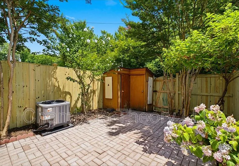 139 Mount Vernon Ave — Photo 24