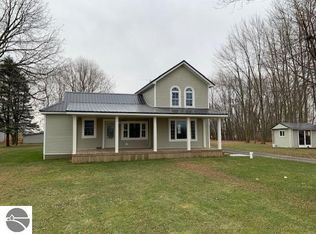 813 S Croswell Rd, Ithaca, MI 48847