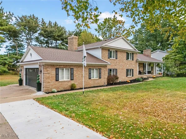 1449 Chelmsford St NW, Canton, OH 44720