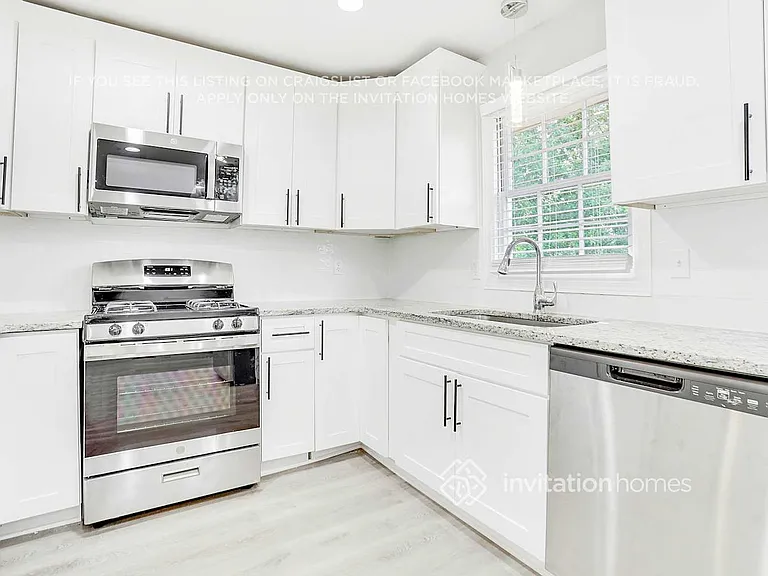 2675 Jamestown Way — Photo 8