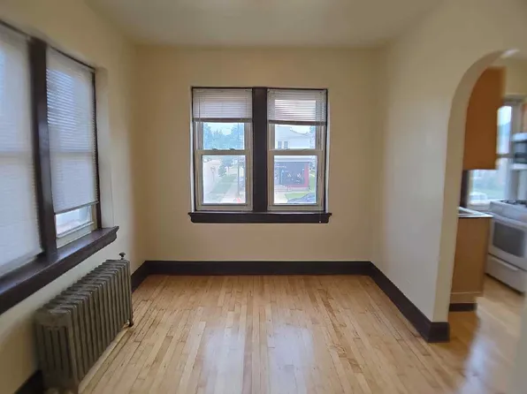 5300-04 W Greenfield Ave, Milwaukee, WI 53214