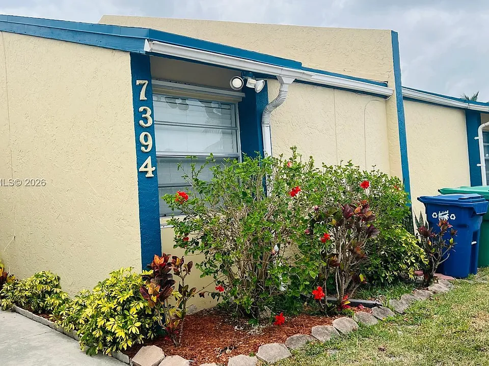 7394 NW 34th St