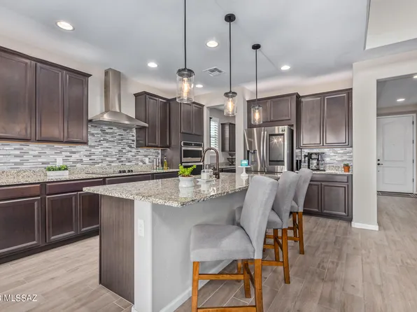 5859 W Indian Shadow Dr, Tucson, AZ 85742
