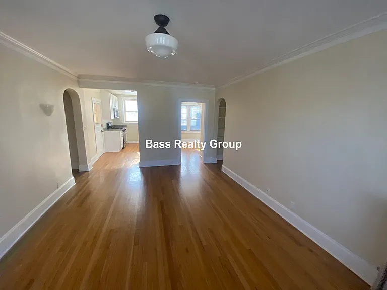 914 Crain St #3N — Photo 5