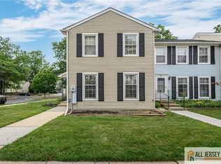 36 Byrnes Ln E, Sayreville, NJ 08872