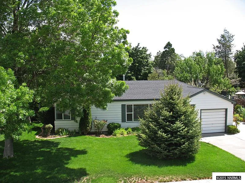 640 Candy Ave photo 1