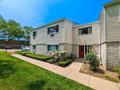 52 Richmond Boulevard #3A, Ronkonkoma, NY, 11779