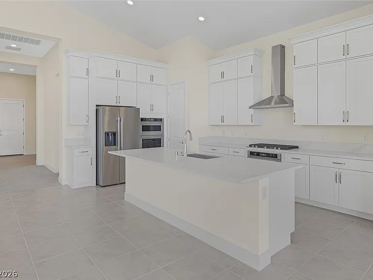 5000 Terramont Dr — Photo 10