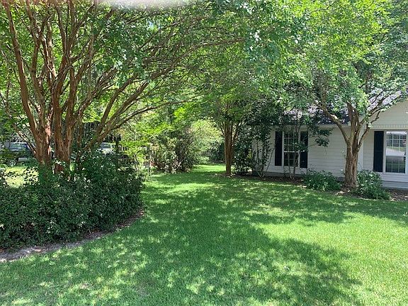 2nd image of 4404 Whippoorwill Ct