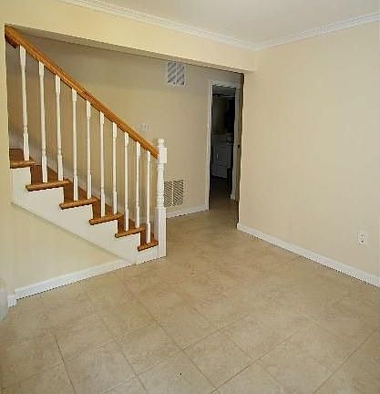 3rd image of 4612 Tipton Ln