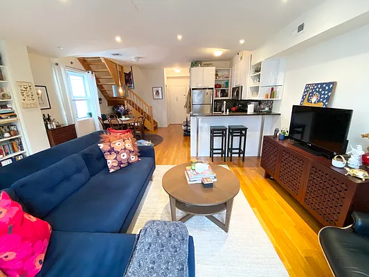 Rented by Corcoran | media 19