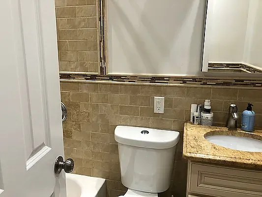 Rented by Friedman Roth Realty | media 16