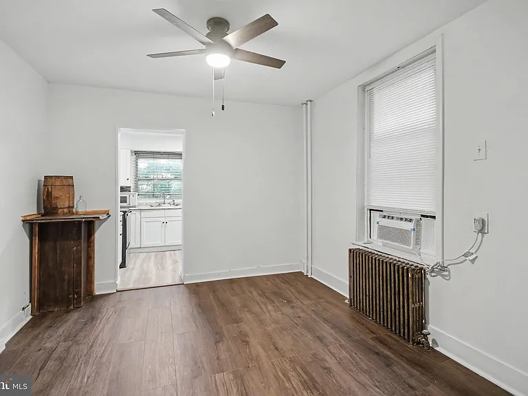 1921 W Allegheny Ave — Photo 10