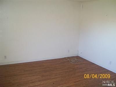 2nd image of 130 Rhea Ct