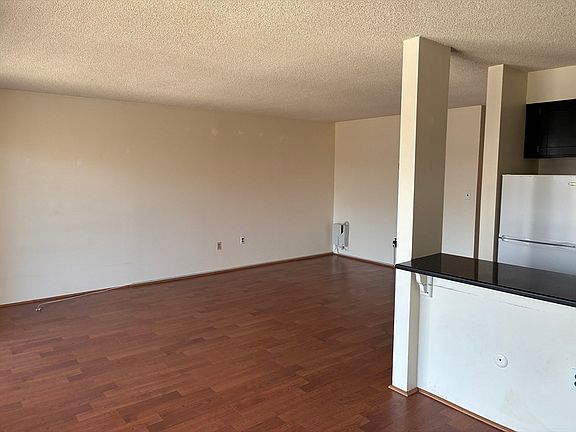 5th image of 2 Summit Dr APT 43