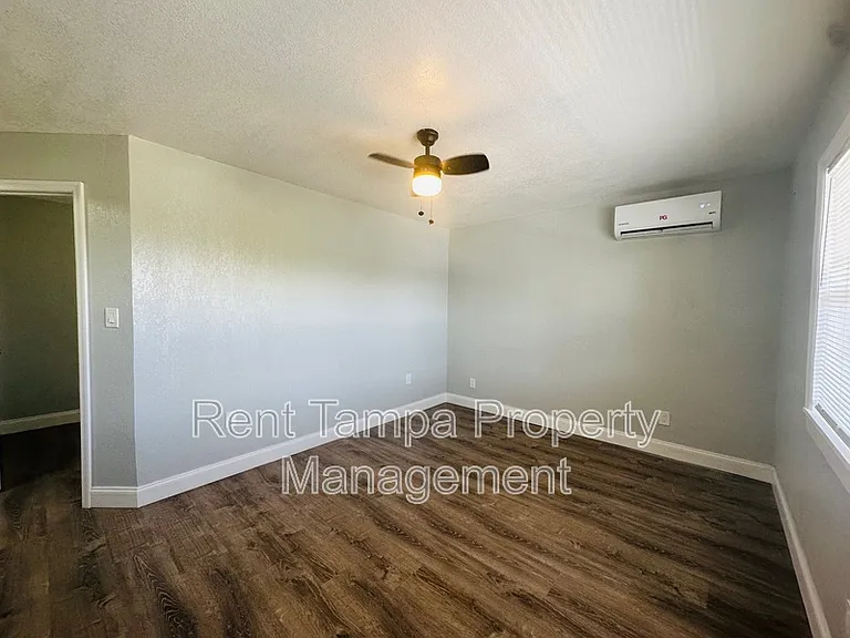 680 22nd Ave S #12 — Photo 6