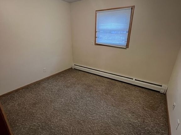 4th image of 335 Iowa Ave #2
