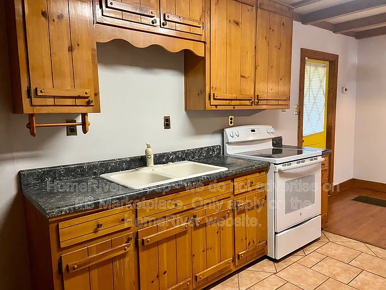 125 Goodson Ave — Photo 9
