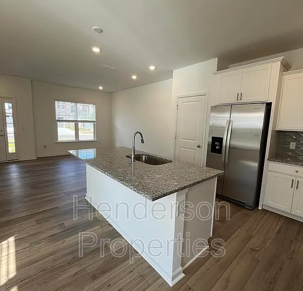 2100 Cobble Ct — Photo 7