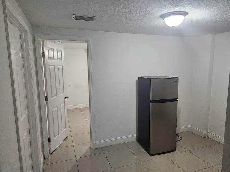 8518 Woodlake Dr #2 — Photo 8