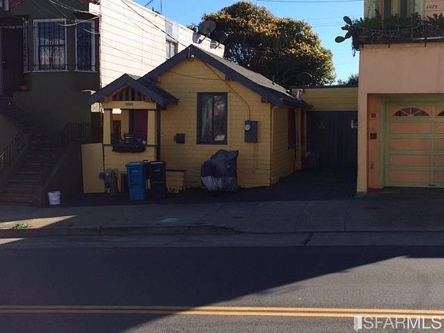 2nd image of 1080 Silver Ave