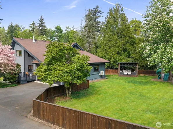 26120 220th Avenue SE, Maple Valley, WA 98038