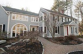 1st image of 55 Oakwood Dr