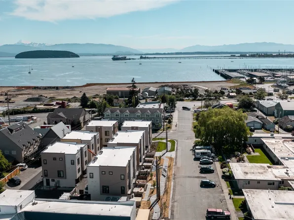 906 21st Street #B7, Anacortes, WA 98221