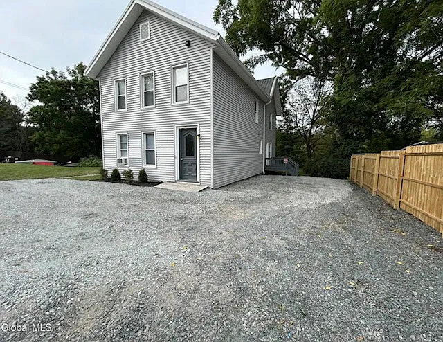 2 bed, 1140 sqft, $1,850 — Photo 2