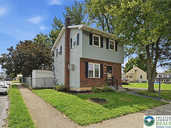 2nd image of 38 Cleveland St