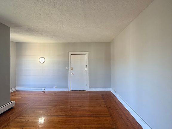 3rd image of 204 Sherman Ave APT B5