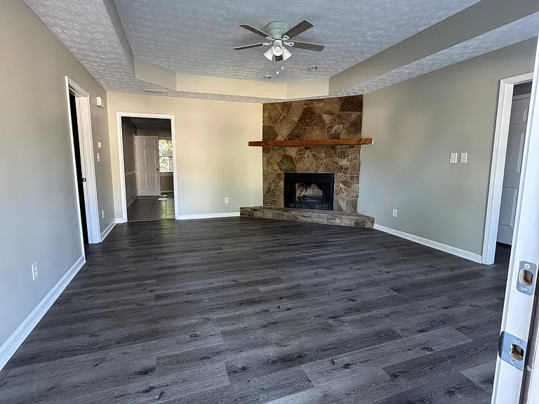 2595 Fieldstone View Ln SE — Photo 2