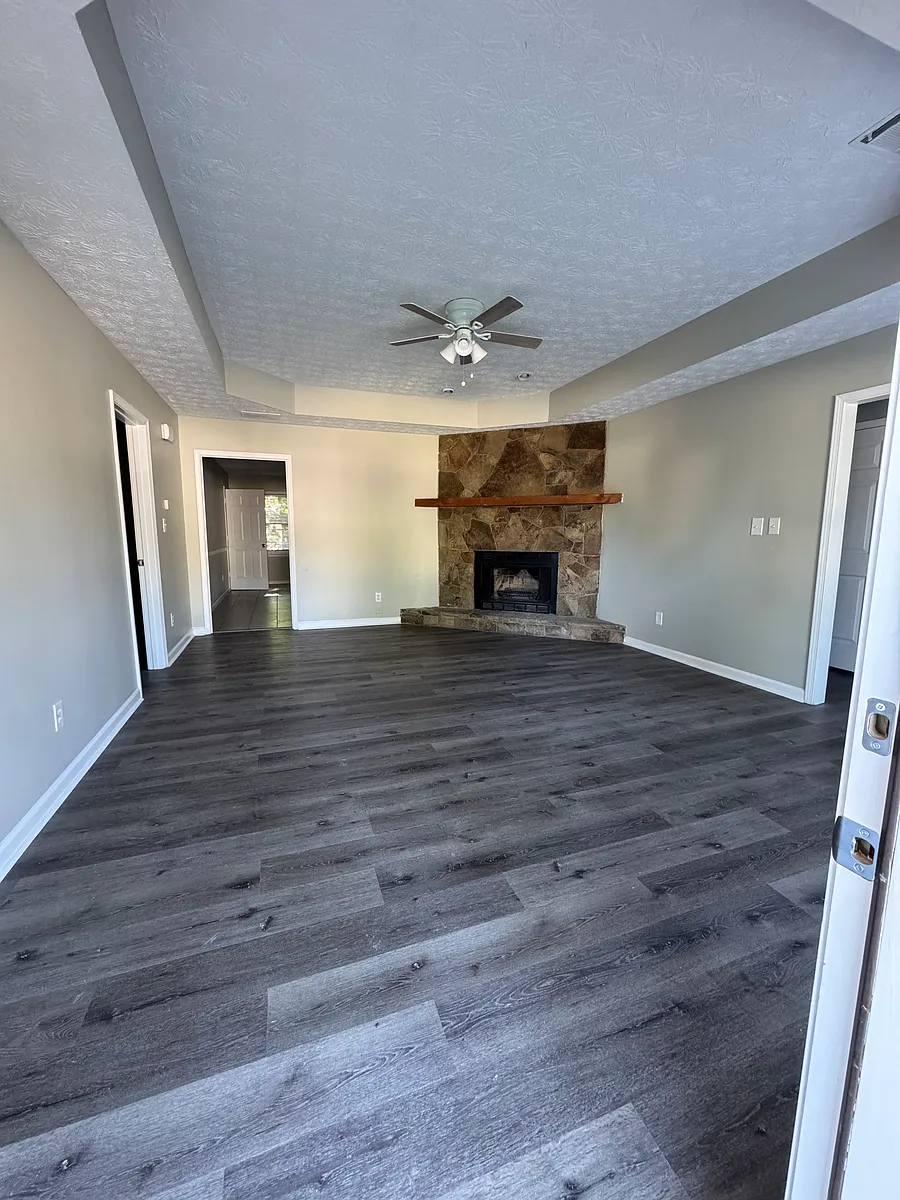 Building Photo - 2595 Fieldstone View Ln SE