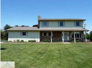 1110 Lawrence Hwy, Charlotte, MI 48813