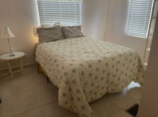 2734 Ocean Dr #B, Fernandina Beach, FL 32034