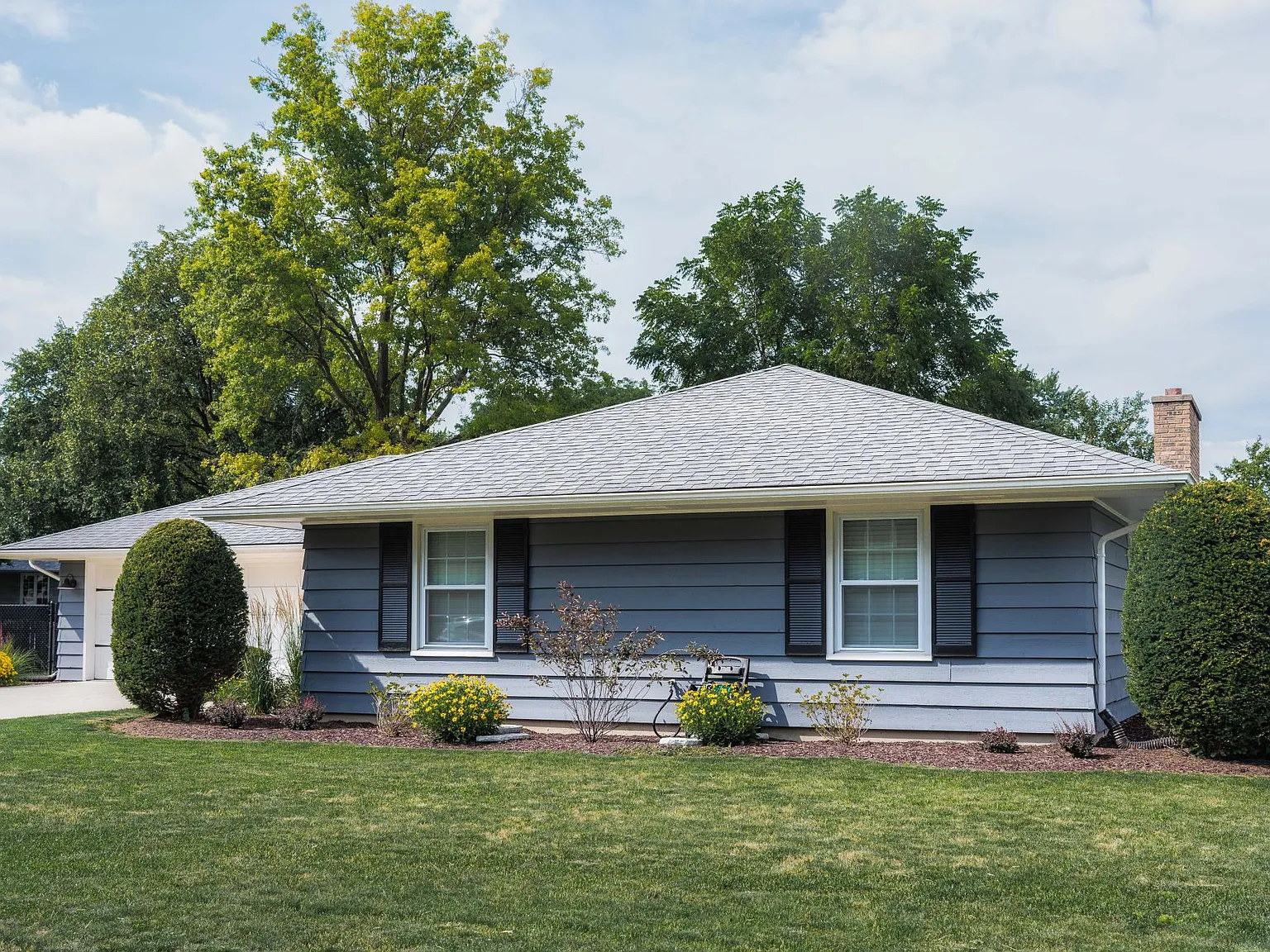 3 bed, 1644 sqft, $2,850 — Photo 1