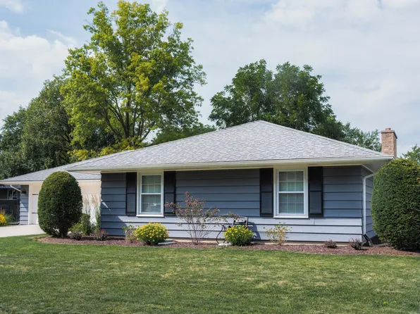 2221 Gettysburg Dr, Aurora, IL 60506