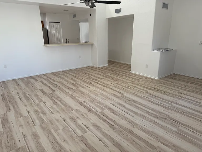 1678 W Dalehaven Cir — Photo 6