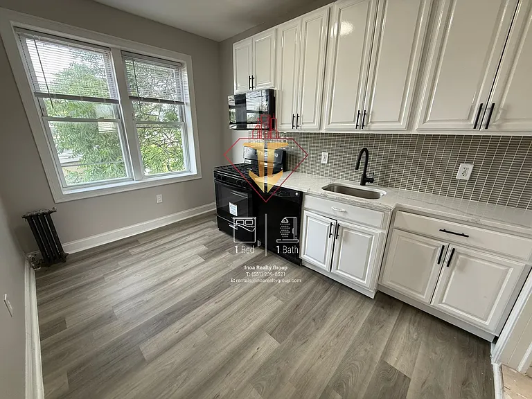 6310-12 Broadway #A43 — Photo 3