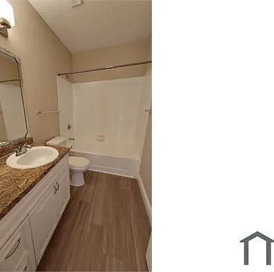 8706 Mallard Reserve Dr — Photo 10