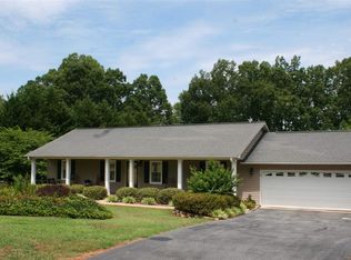 870 Ballenger Rd, Inman, SC 29349