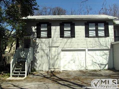 1st image of 111 E Norwood Ct