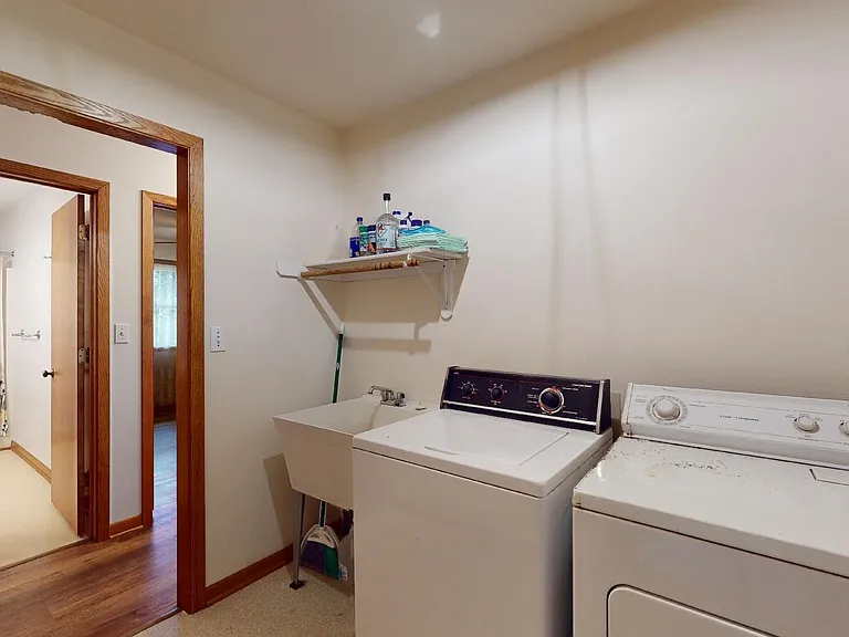64330 Lincoln Hwy — Photo 30
