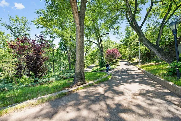 Sold by Keller Williams NYC | media 18