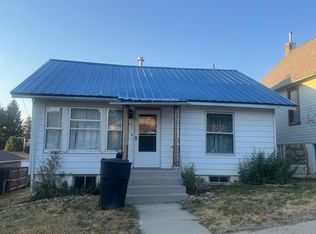 514 Sapphire St, Kemmerer, WY 83101